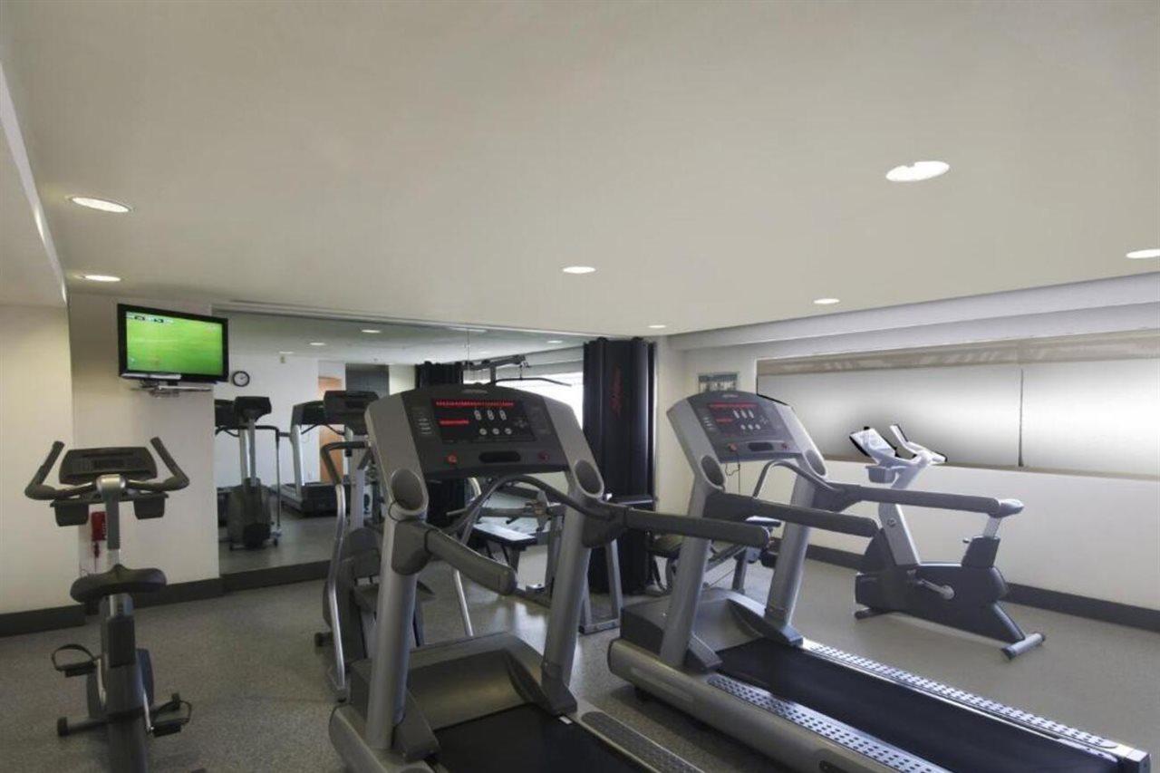 Fiesta Inn Torreon Galerias Ngoại thất bức ảnh