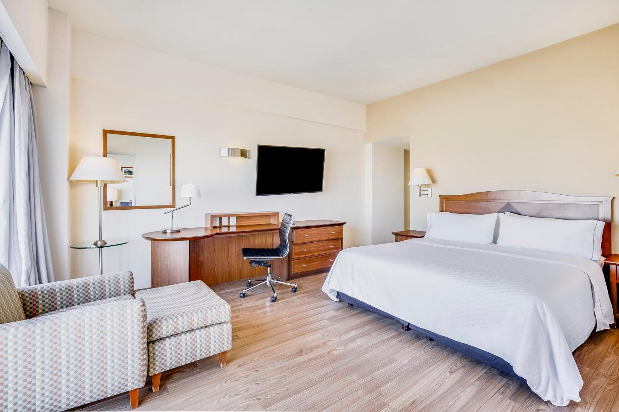 Fiesta Inn Torreon Galerias Ngoại thất bức ảnh