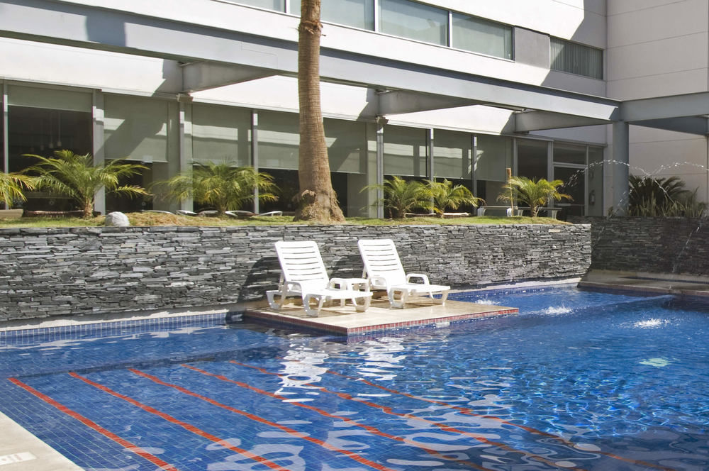 Fiesta Inn Torreon Galerias Ngoại thất bức ảnh