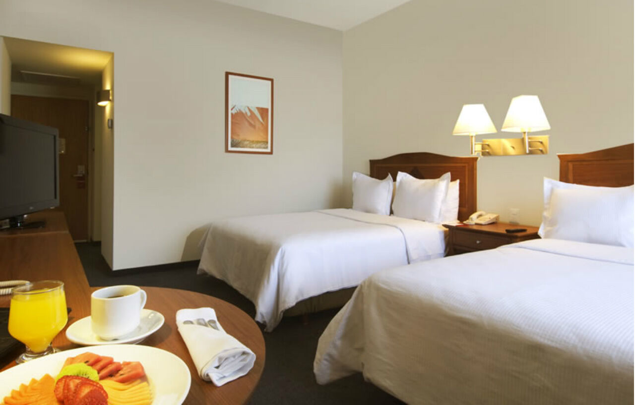 Fiesta Inn Torreon Galerias Ngoại thất bức ảnh